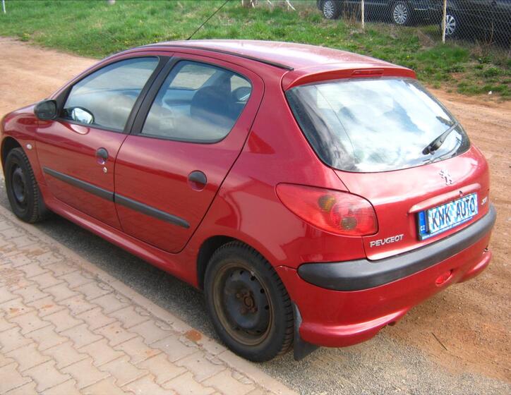 Peugeot 206 4