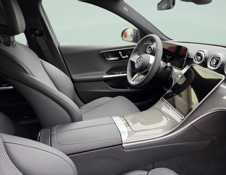 Mercedes-Benz Třídy C Kombi 2,0 l 157 kw