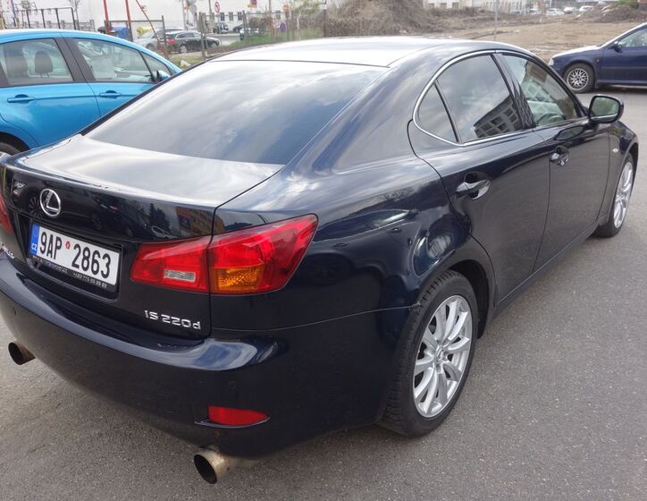 Lexus IS 220 7