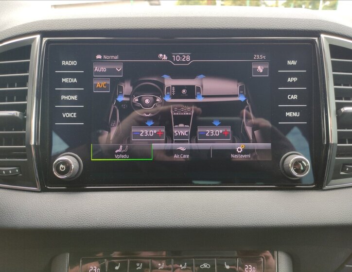 Škoda Karoq SUV / Terénní 2,0 l 85 kw