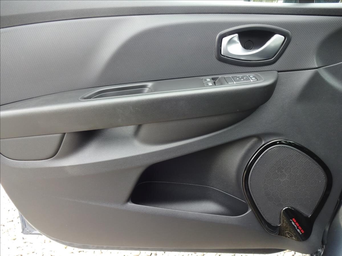 Renault Clio Kombi 1,1 l 54 kw