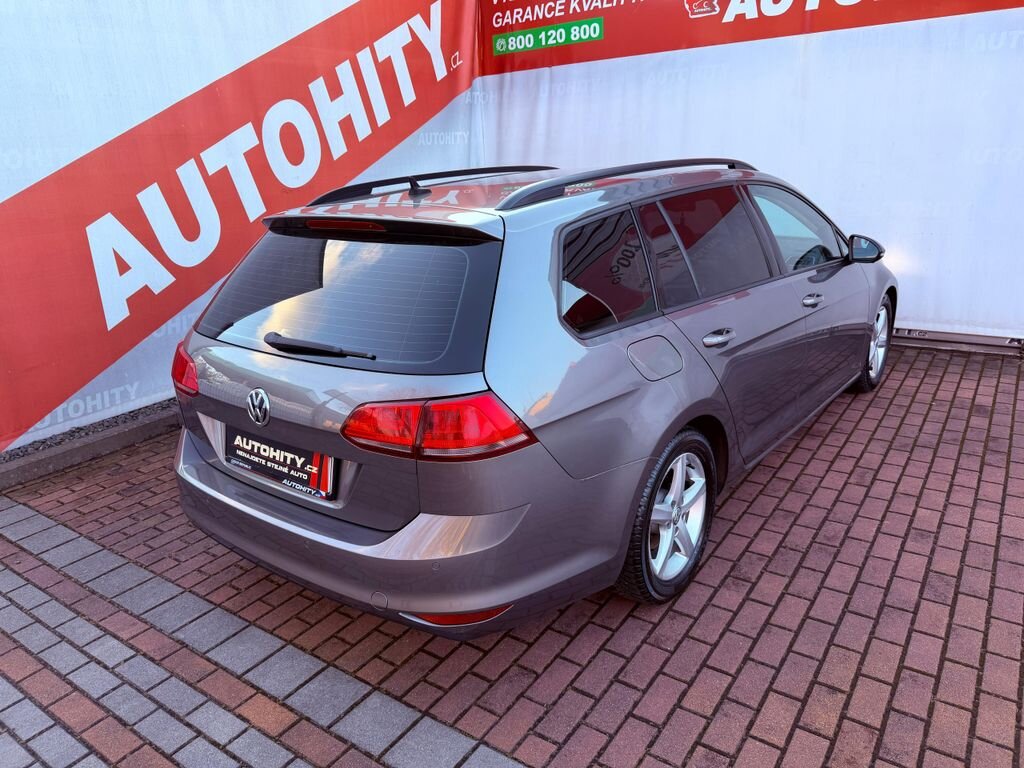 Volkswagen Golf Kombi 1,6 l 81 kw