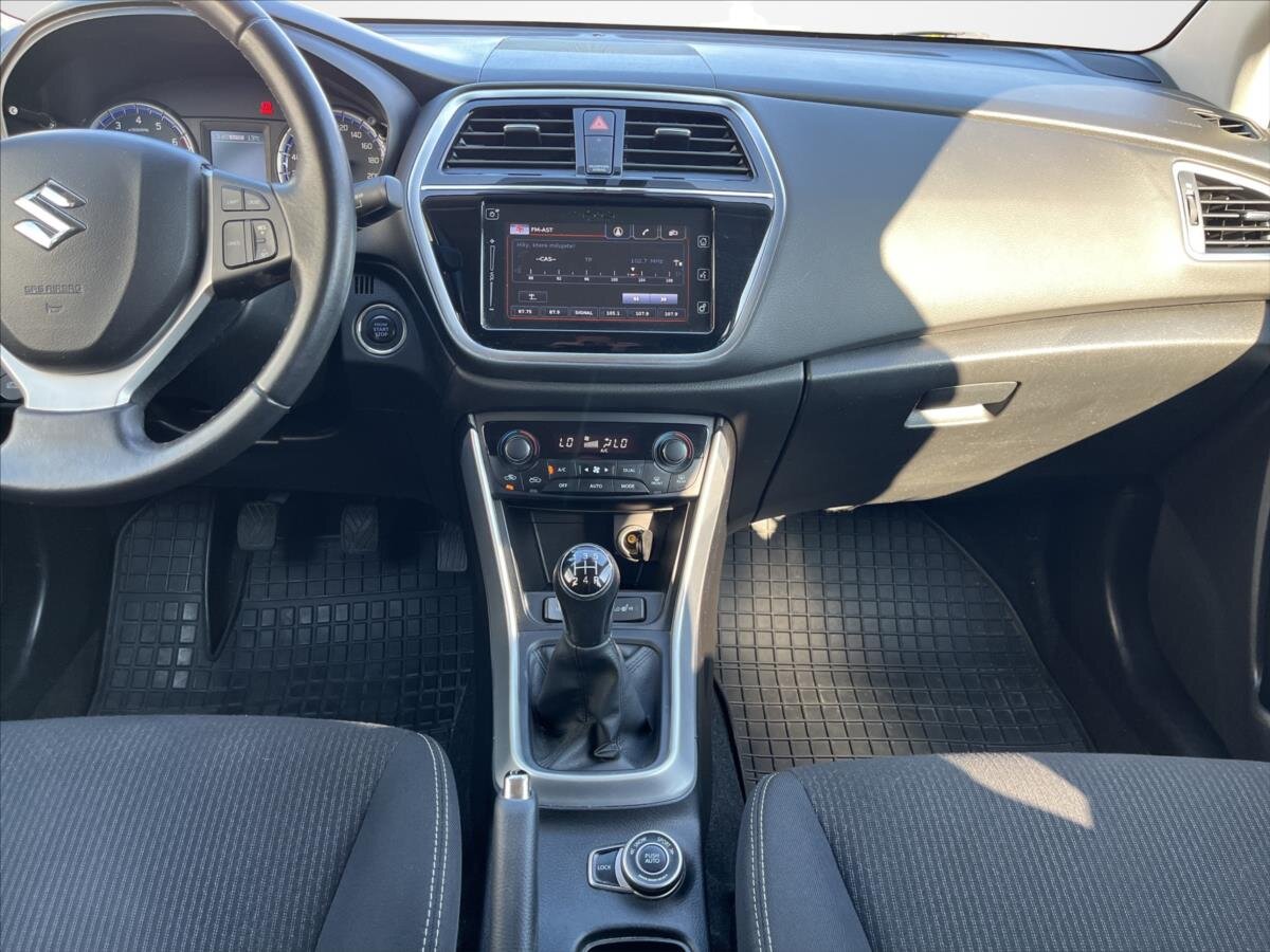 Suzuki SX4 S-Cross SUV / Terénní 998,0 82 kw
