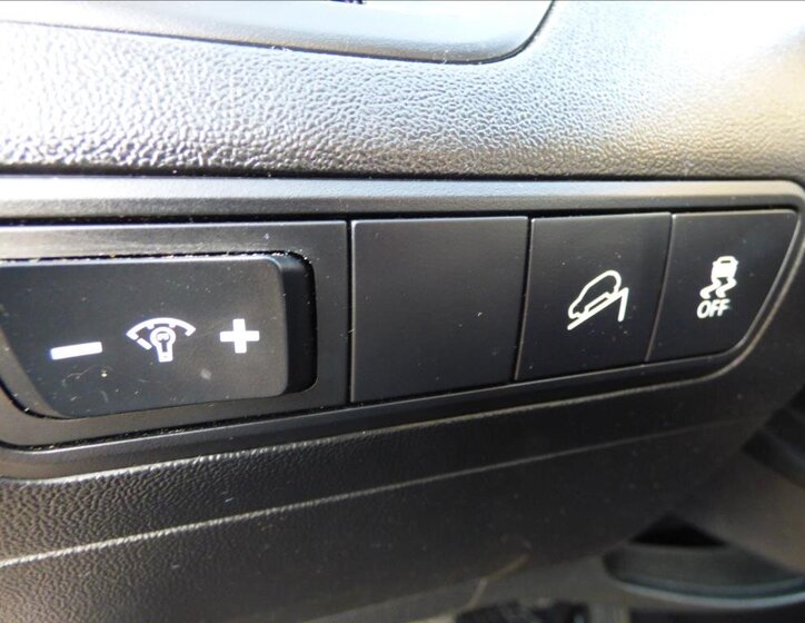 Hyundai ix35 SUV / Terénní 1,6 l 99 kw