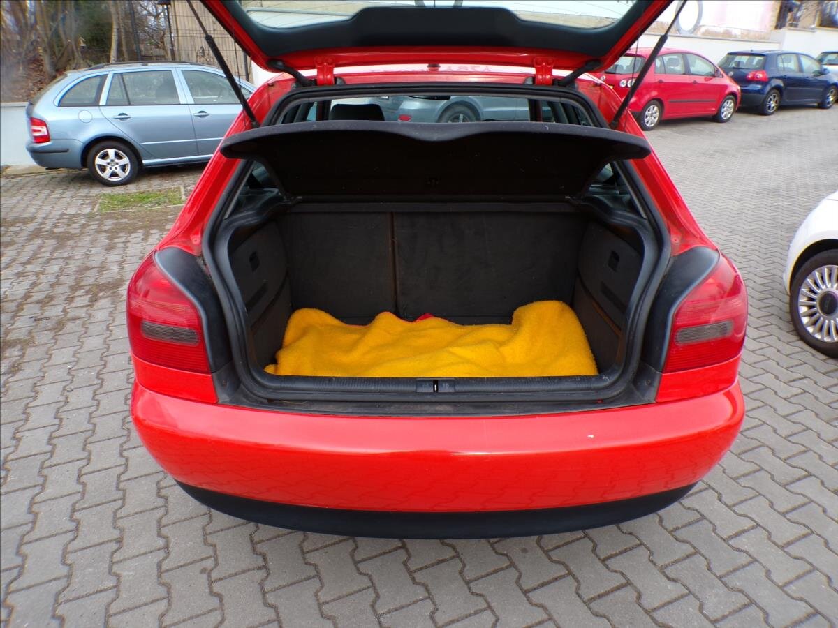 Audi A3 Hatchback 1,6 l 74 kw