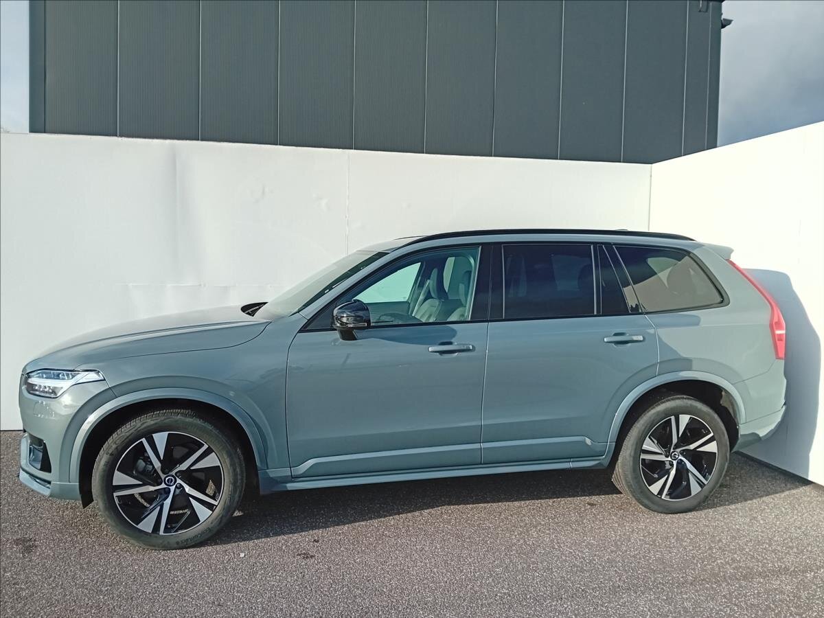 Volvo XC90 SUV / Terénní 2,0 l 173 kw