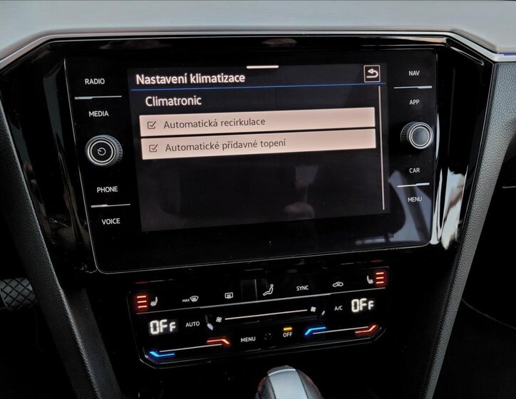 Volkswagen Passat Kombi 2,0 l 90 kw