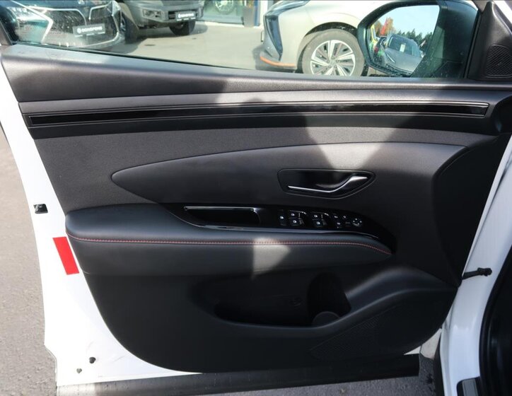 Hyundai Tucson SUV 1,6 l 110 kw