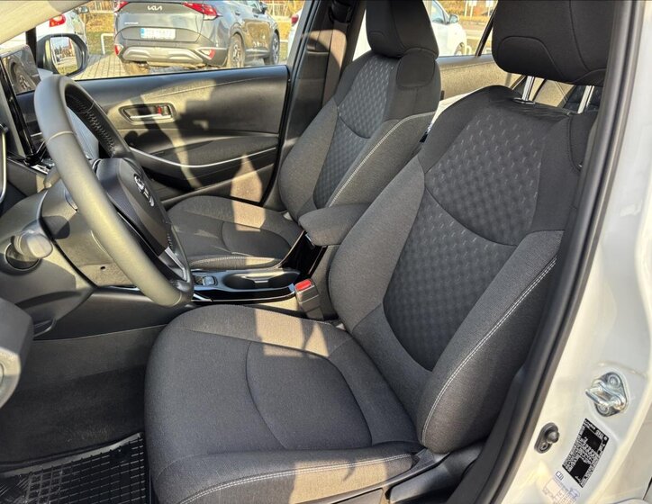 Toyota Corolla Sedan 1,5 l 92 kw