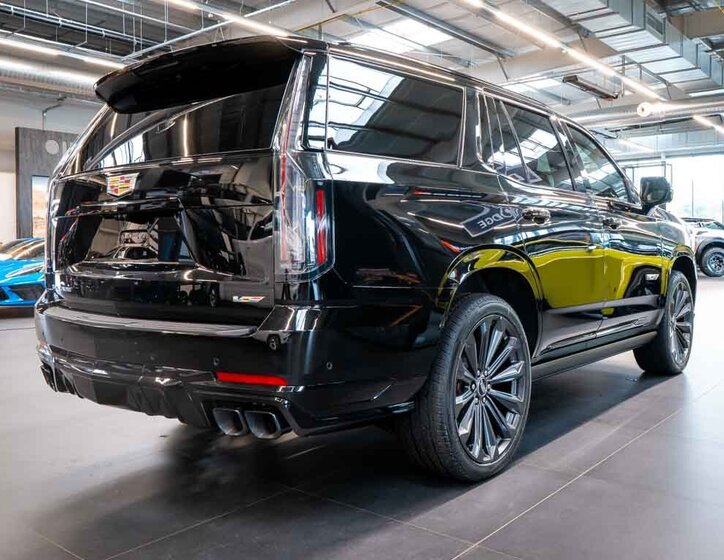 Cadillac Escalade SUV / Terénní 6,2 l 508 kw