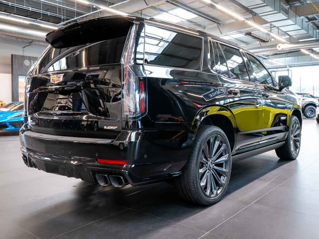 Cadillac Escalade SUV / Terénní 6,2 l 508 kw