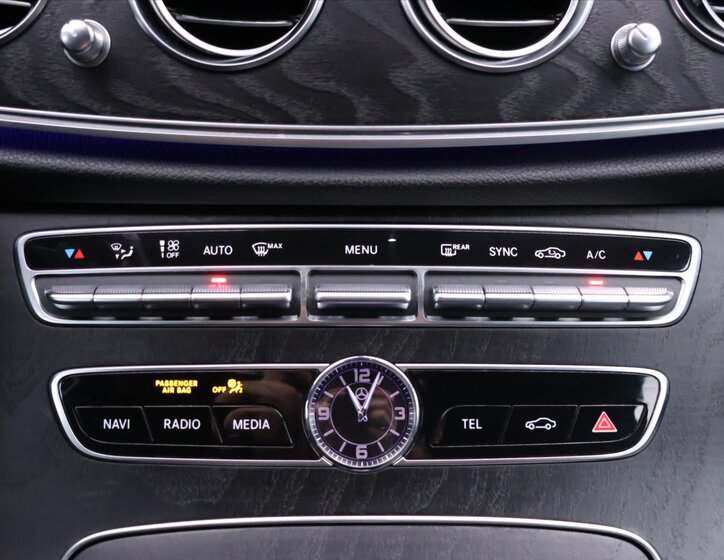 Mercedes-Benz Třídy E Kombi 2,0 l 143 kw