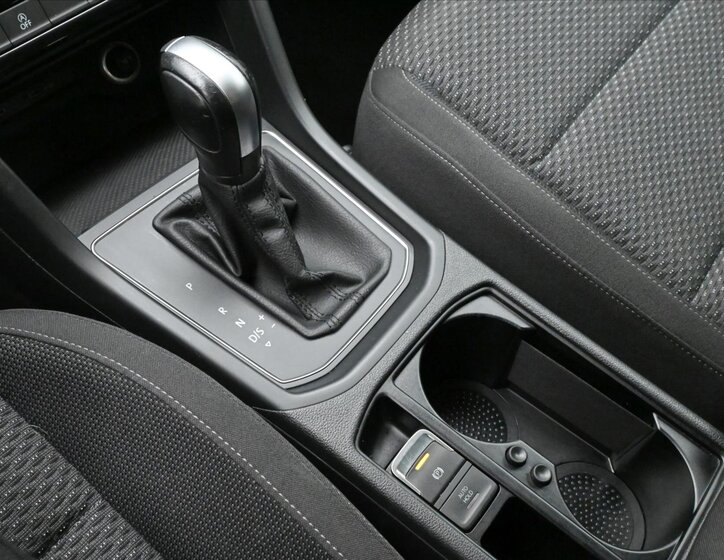 Volkswagen Touran 25