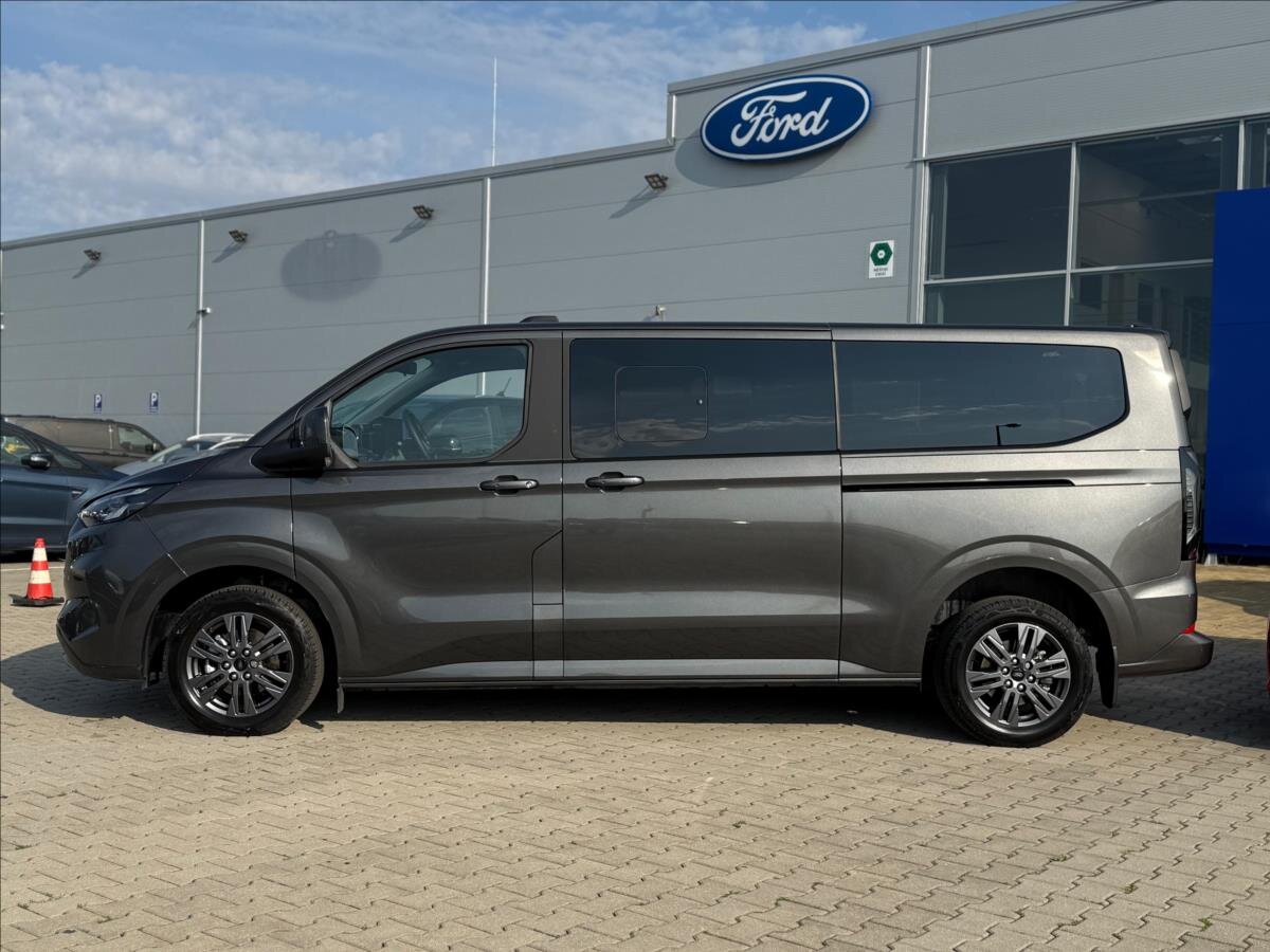Ford Tourneo Custom Kombi 2,0 l 125 kw