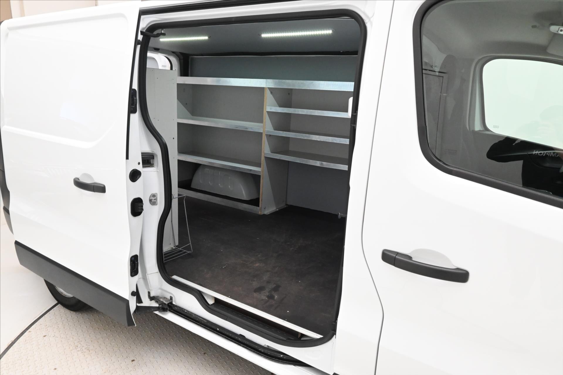 Renault Trafic Skříň 2,0 l 107 kw