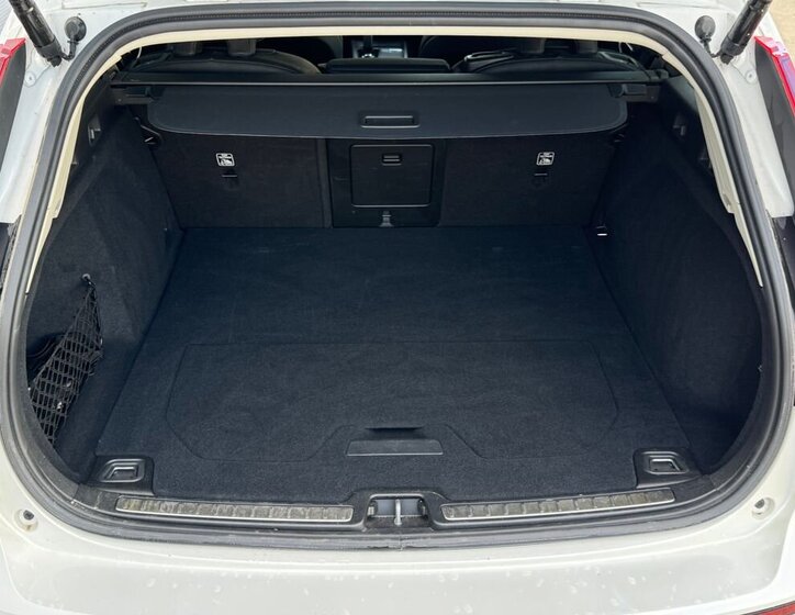 Volvo V60 Kombi 2,0 l 145 kw