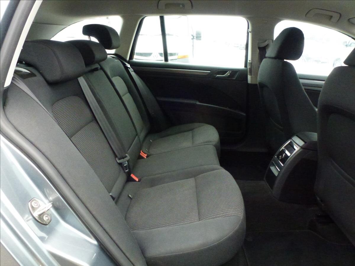 Škoda Superb Kombi 1,6 l 77 kw