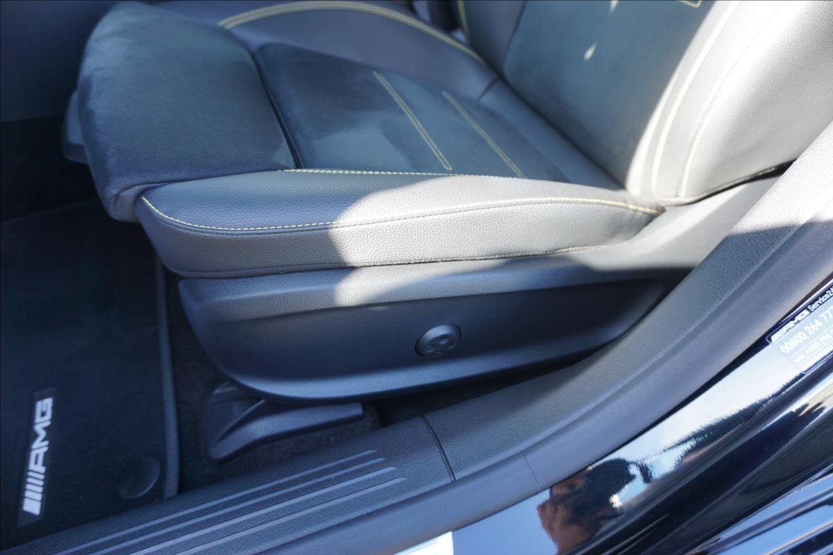 Mercedes-Benz CLA Kombi 2,0 l 310 kw