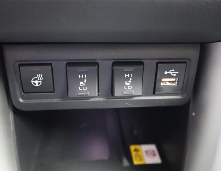 Toyota Corolla Cross 20