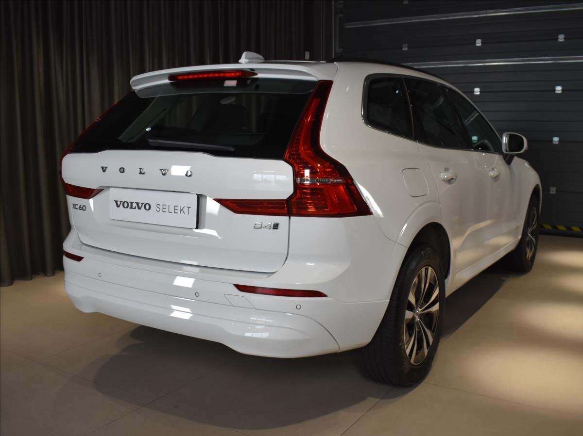 Volvo XC60 SUV / Terénní 2,0 l 145 kw