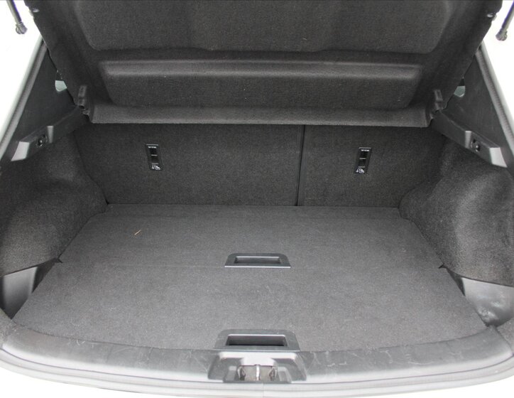 Nissan Qashqai SUV / Terénní 1,2 l 85 kw