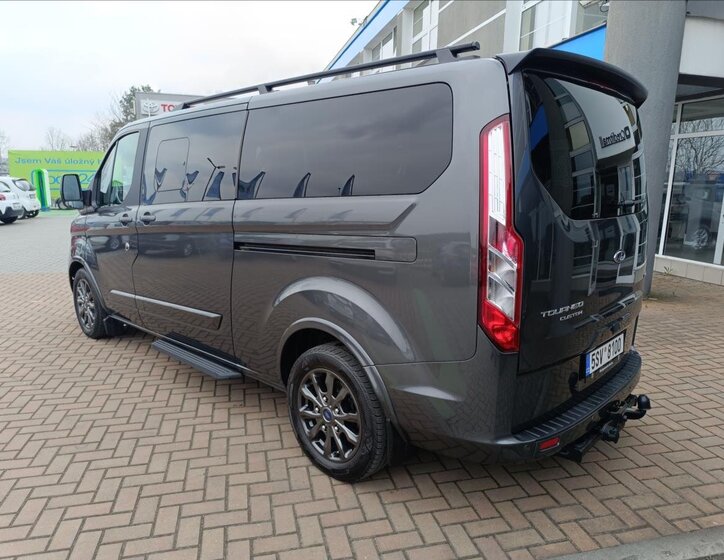 Ford Tourneo Custom MPV 2,0 l 110 kw