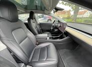 Tesla Model 3 20
