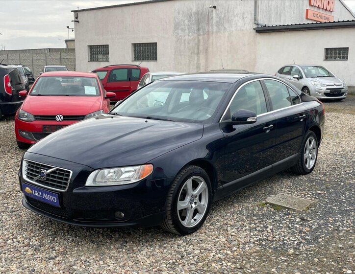 Volvo S80 Sedan / Limuzína 2,4 l 120 kw