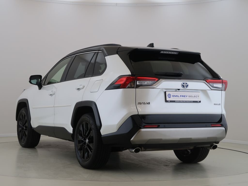 Toyota RAV4 SUV 2,5 l 131 kw