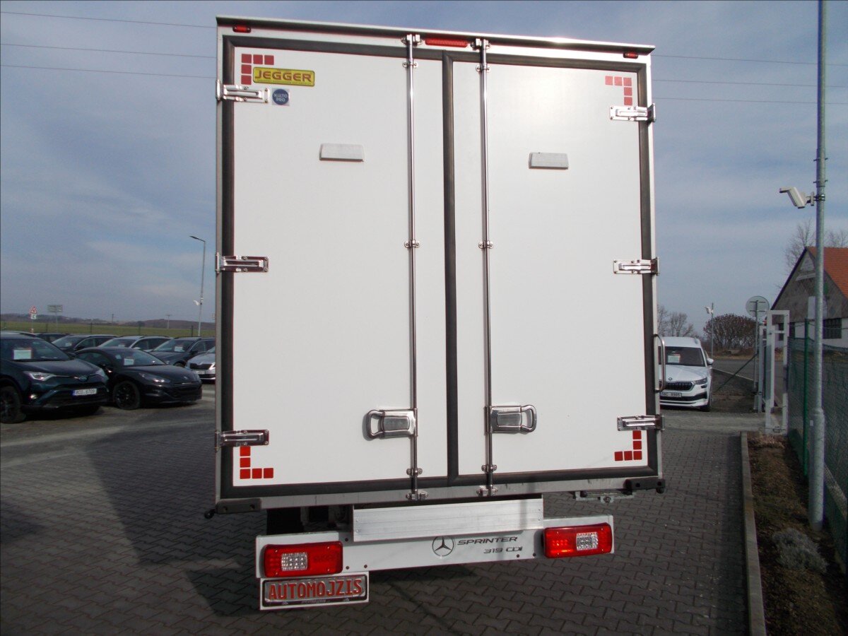Mercedes-Benz Sprinter Ostatní 3,0 l 140 kw