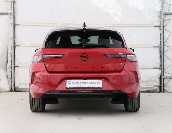 Opel Astra Hatchback 1,2 l 96 kw