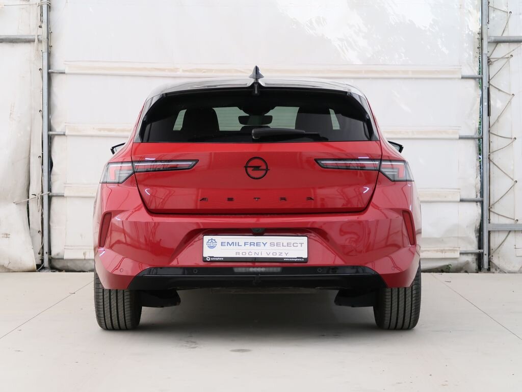 Opel Astra Hatchback 1,2 l 96 kw