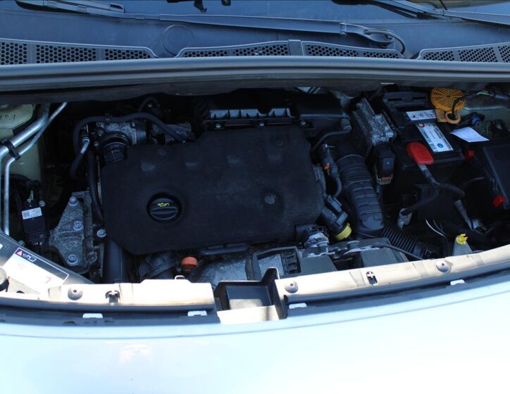 Peugeot Rifter Kombi 1,5 l 96 kw