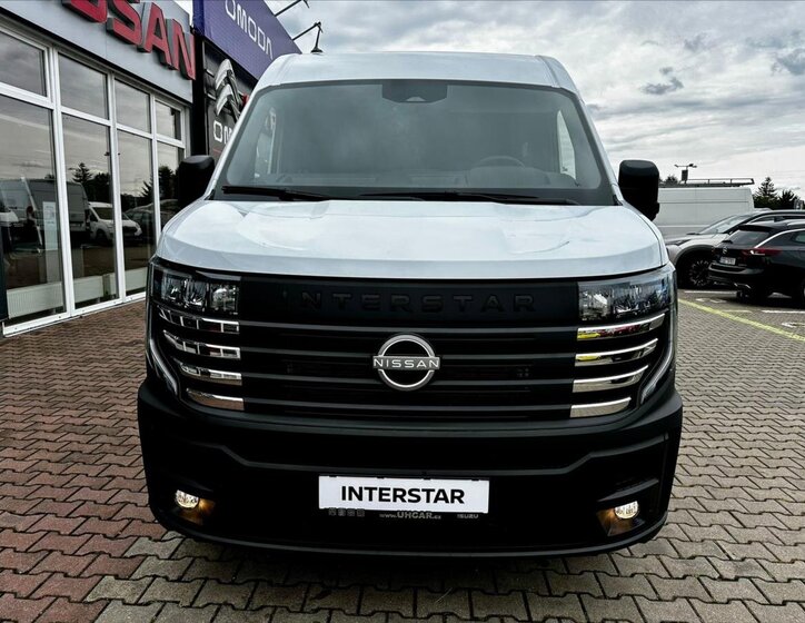 Nissan Interstar Ostatní 2,0 l 96 kw