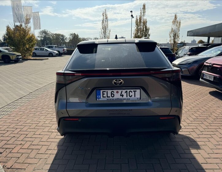 Toyota bZ4X SUV / Terénní 0,0 150 kw