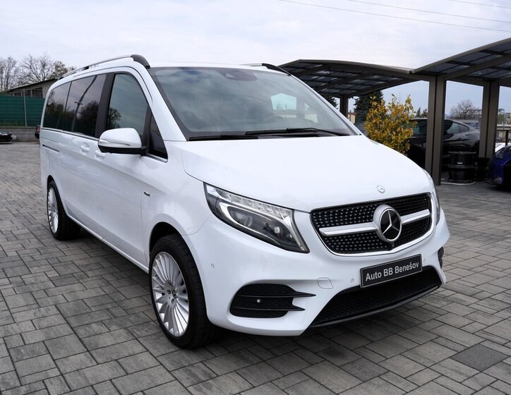 Mercedes-Benz Třídy V MPV 2,1 l 140 kw