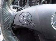 Mercedes-Benz Třídy E Sedan / Limuzína 2,1 l 125 kw