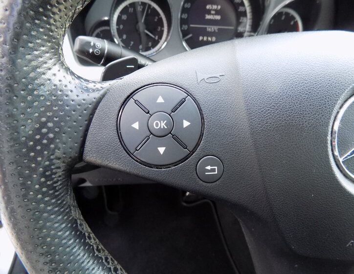 Mercedes-Benz Třídy E Sedan / Limuzína 2,1 l 125 kw