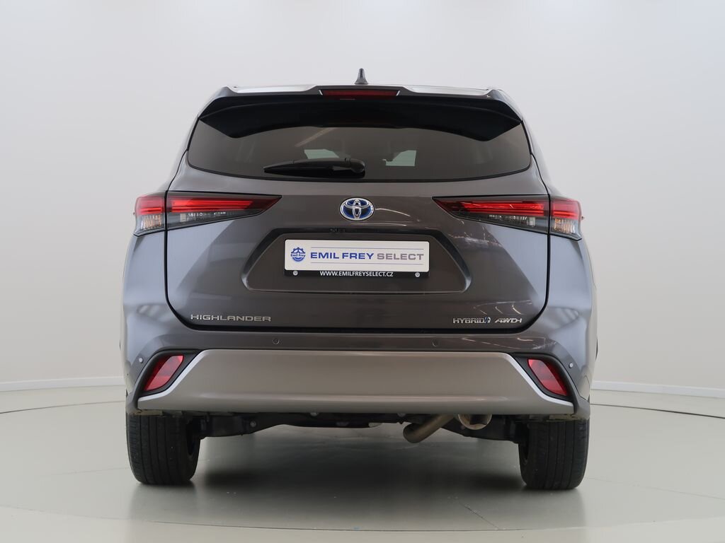 Toyota Highlander Kombi 2,5 l 140 kw