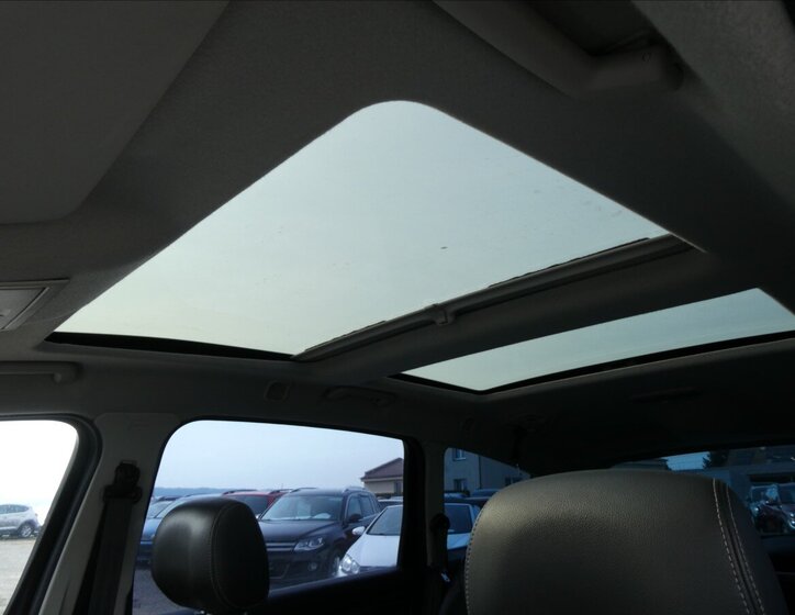 Ford S-MAX MPV 2,0 l 107 kw