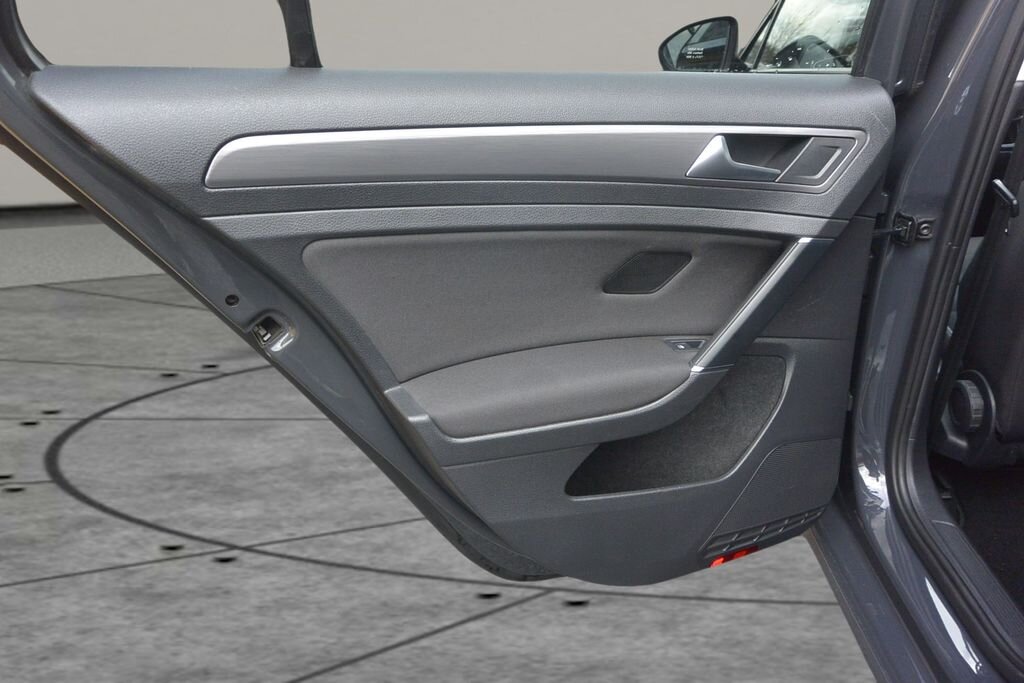 Volkswagen Golf Kombi 2,0 l 110 kw