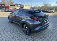 Toyota C-HR 6