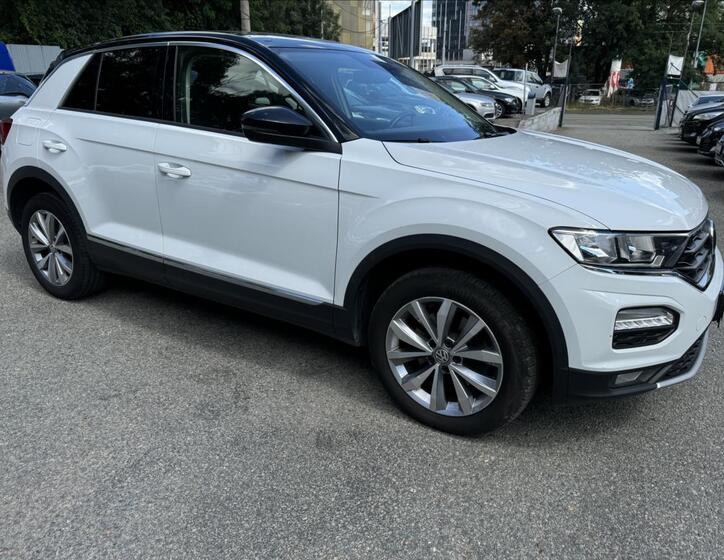 Volkswagen T-Roc 13