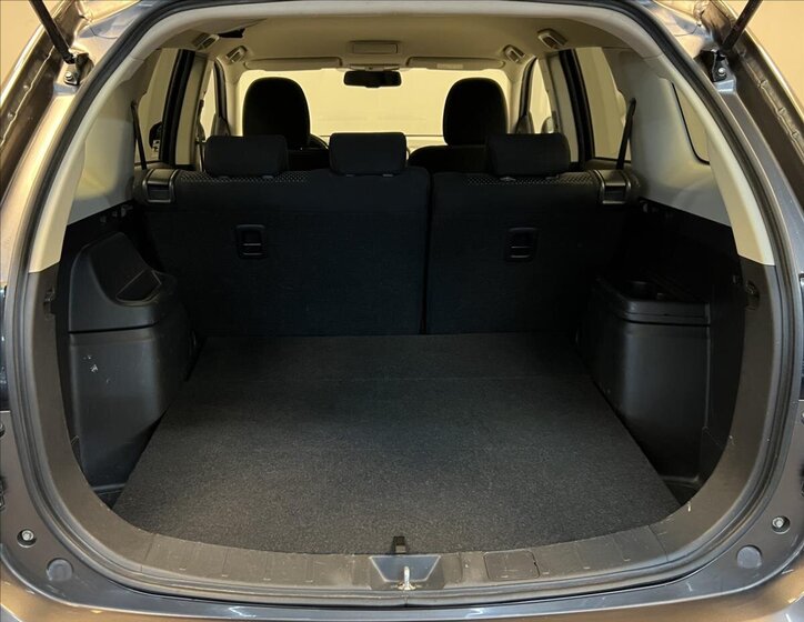 Mitsubishi Outlander 10