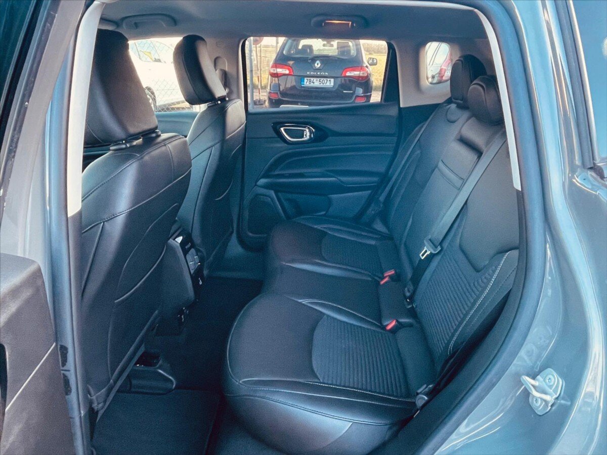 Jeep Compass SUV / Terénní 1,6 l 96 kw