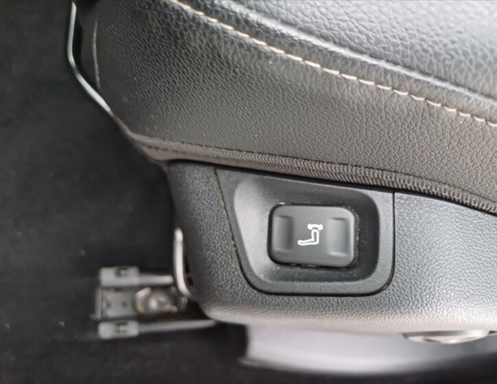 Opel Grandland Ostatní 2,0 l 130 kw