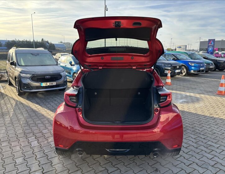 Toyota GR Yaris Hatchback 1,6 l 192 kw
