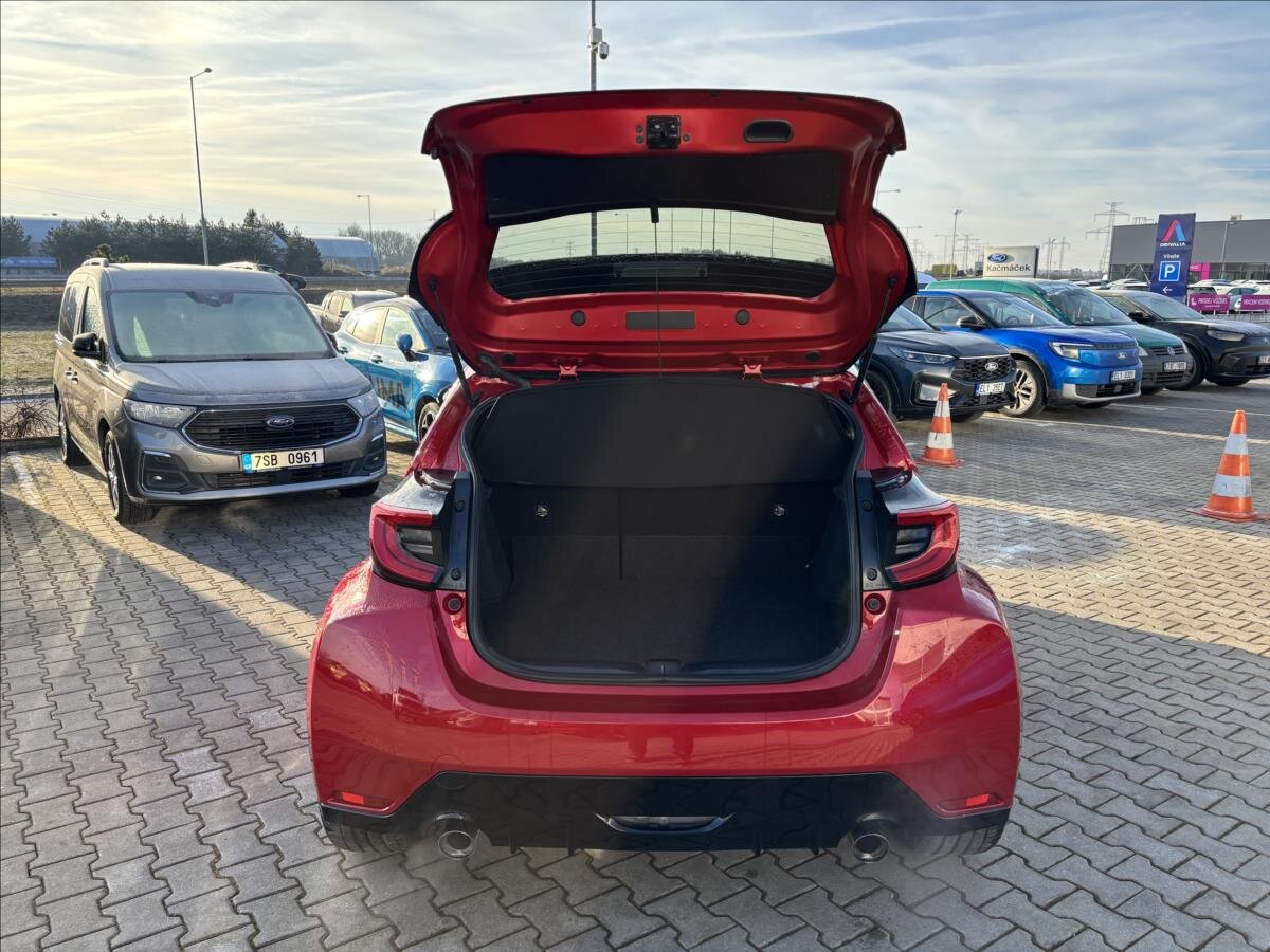 Toyota GR Yaris Hatchback 1,6 l 192 kw