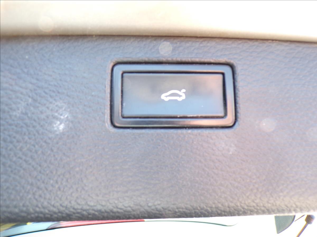 Volkswagen Passat Kombi 2,0 l 147 kw