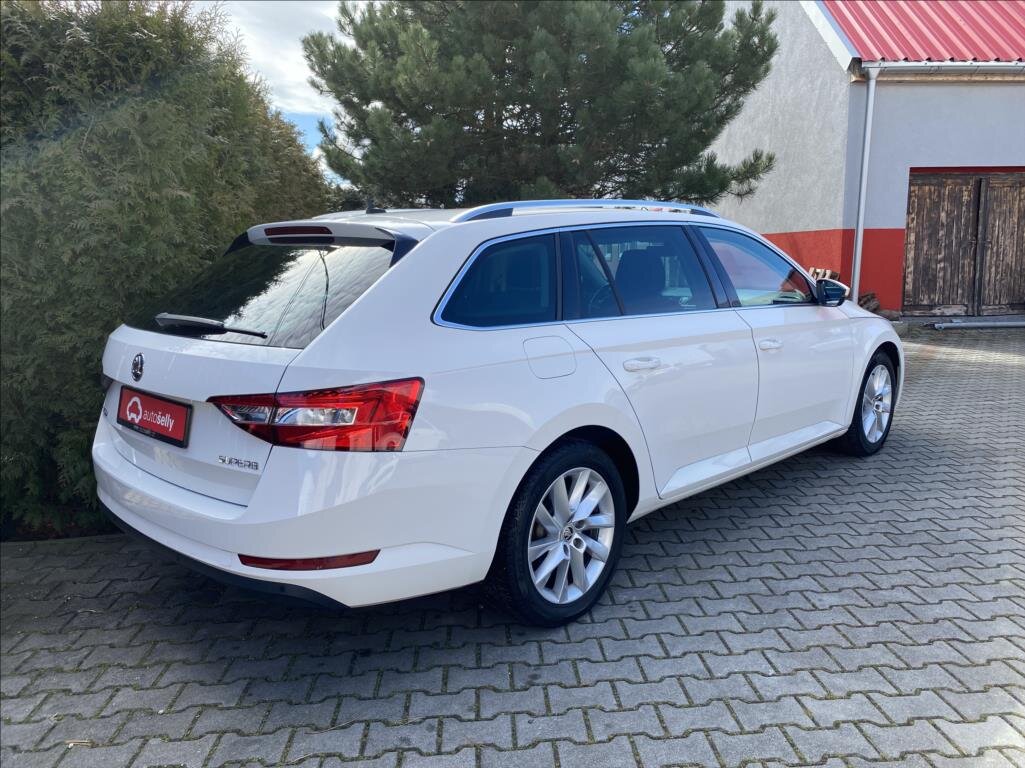 Škoda Superb Kombi 2,0 l 110 kw